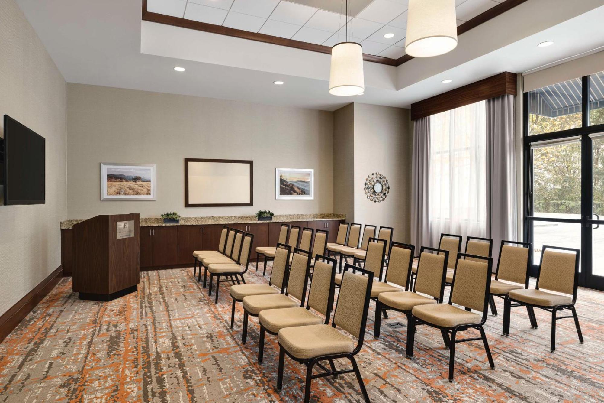 Embassy Suites Chattanooga Hamilton Place Экстерьер фото