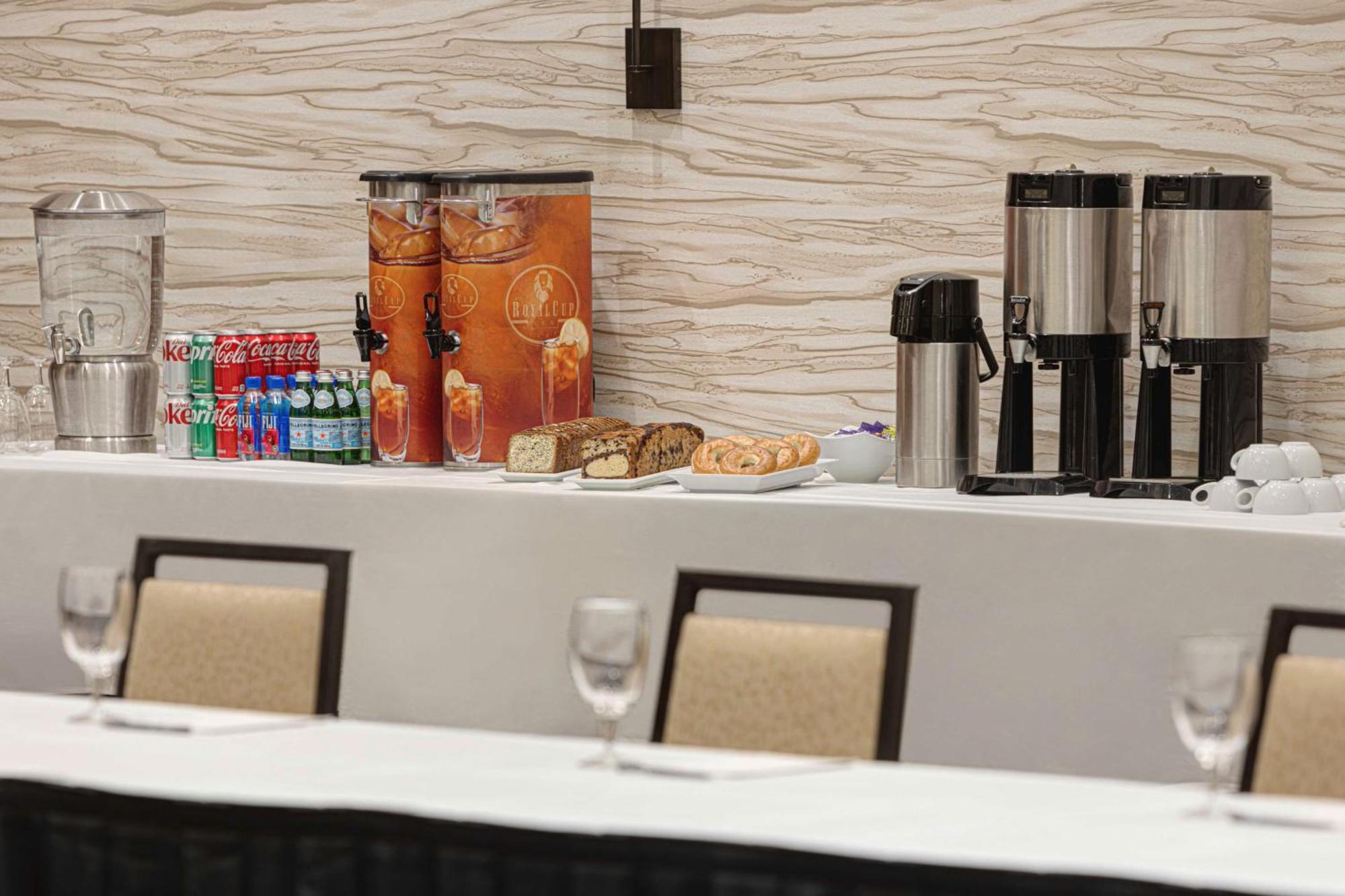 Embassy Suites Chattanooga Hamilton Place Экстерьер фото